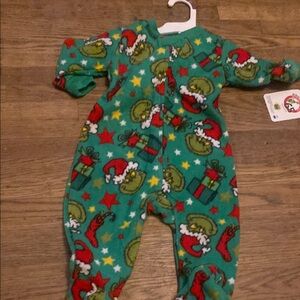 Holiday-Themed Green Kids Pajama Footies